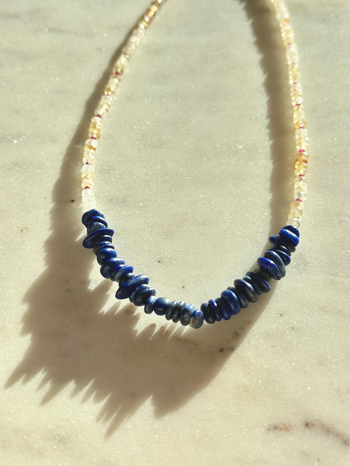 Collier Lapis Lazuli, Citrine & Quartz — Sagesse intérieure et clarté lumineuse