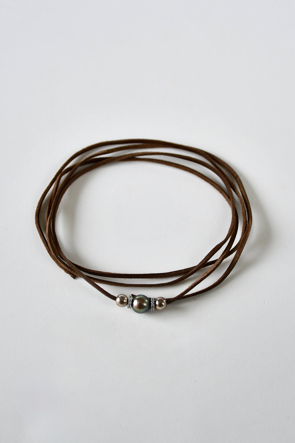 Collier perle de Tahiti & argent 925 sur cordon de cuir