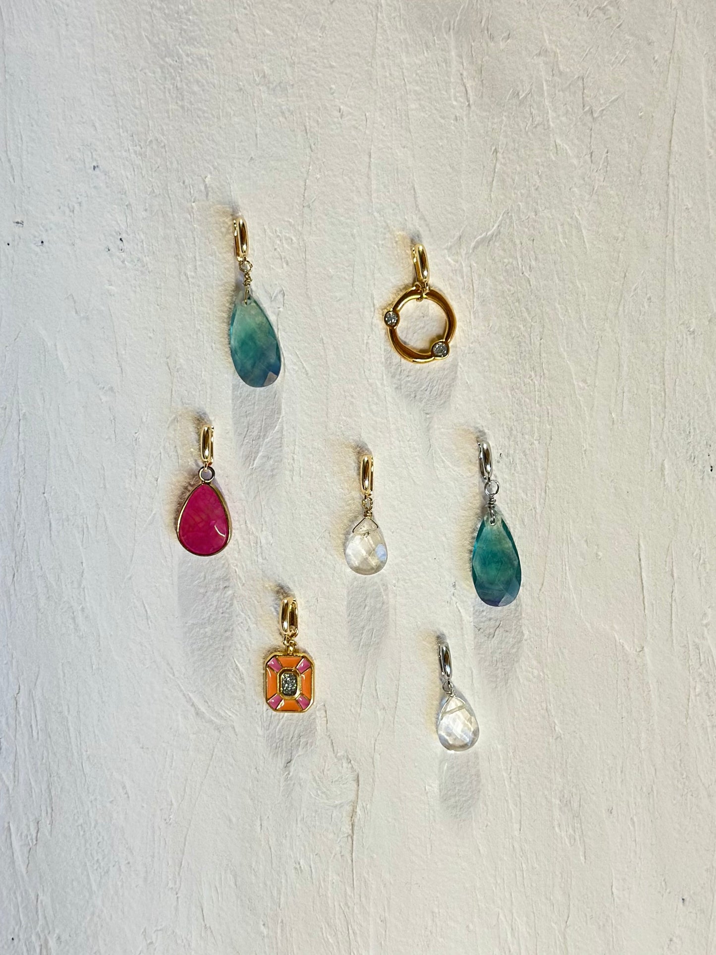 Divers pendentifs
