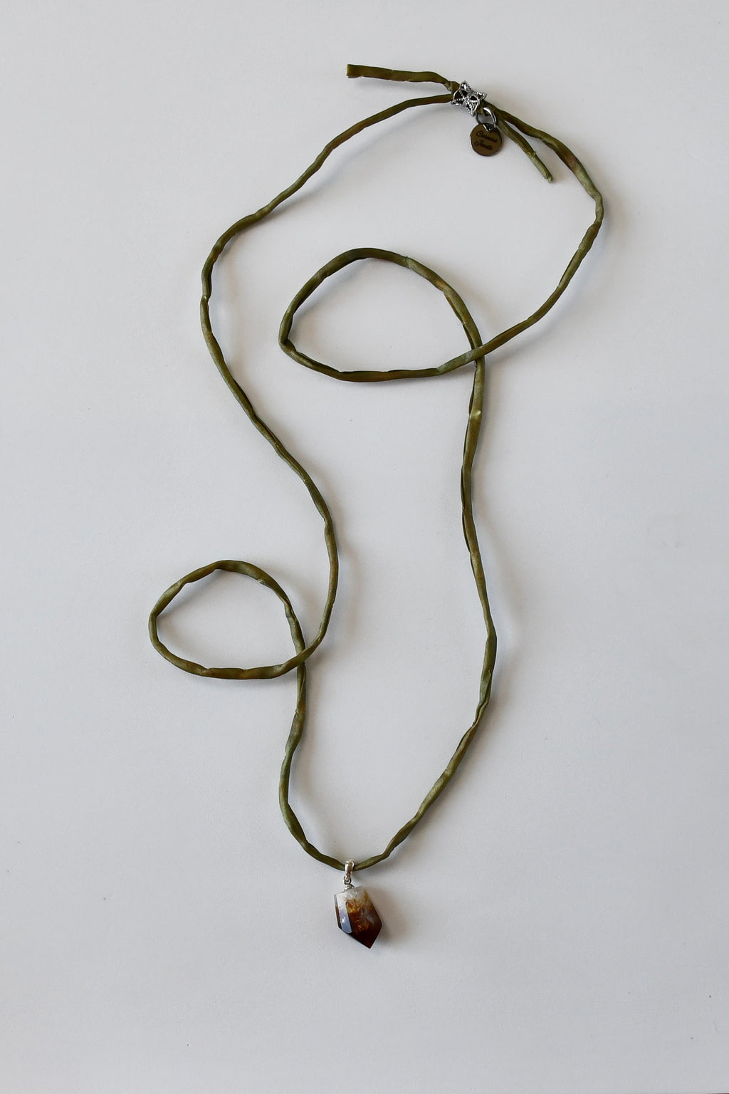 Collier Citrine sur soie — La Lumière Solaire