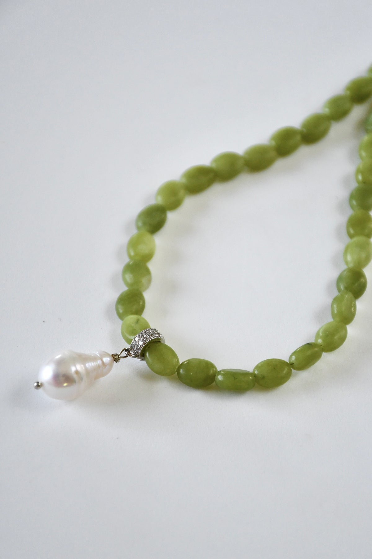 Collier Jade & Perle d’eau douce — Le cœur apaisé