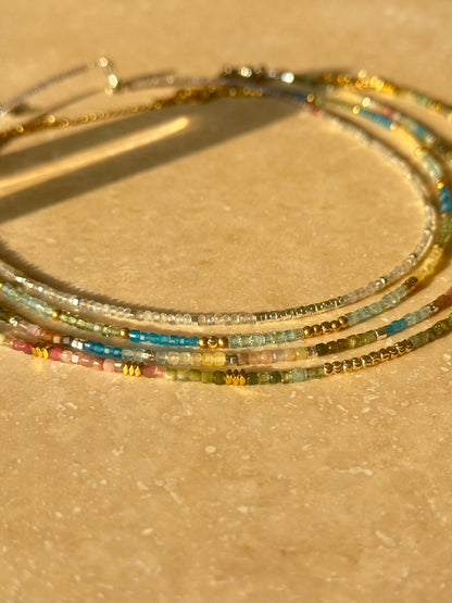 Tourmaline multicolore et Hématite – Harmonie, énergie vitale et ancrage