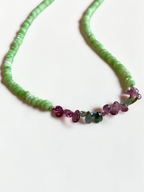 Collana Opale verde del Perù & Tormalina anguria — Il cuore in fiore