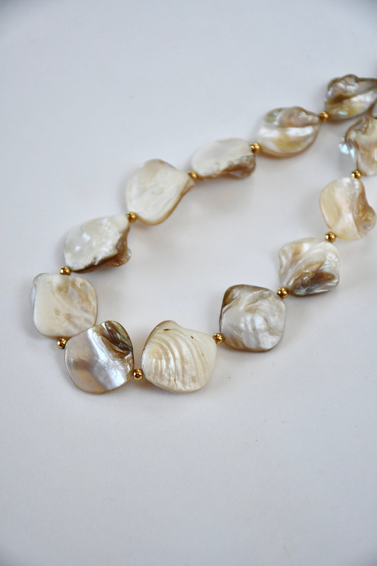Collier morceaux de nacre