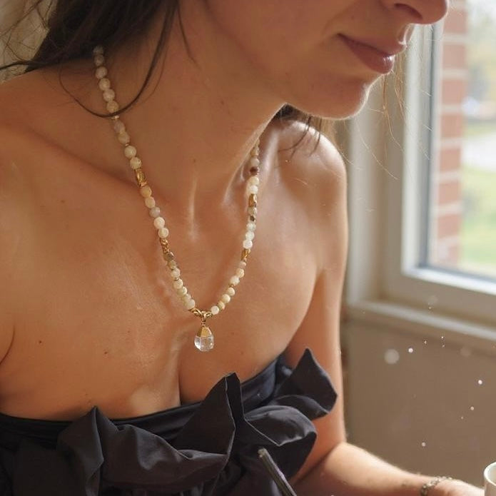 Collier harmonie – Pierre de lune Navajo et Cristal - Intuition douce et clarté vibrante