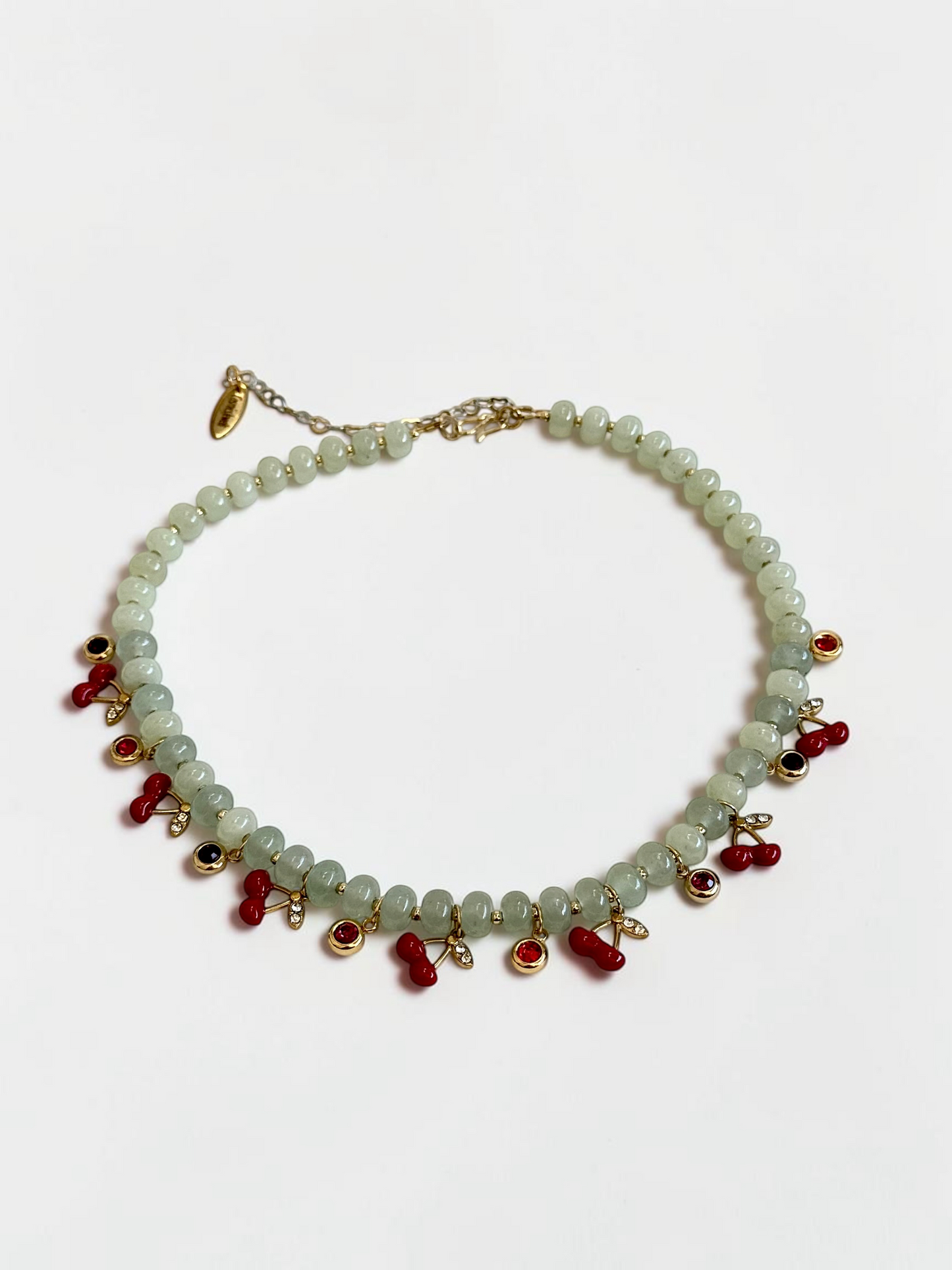Collier Charms Jade & breloques cerises