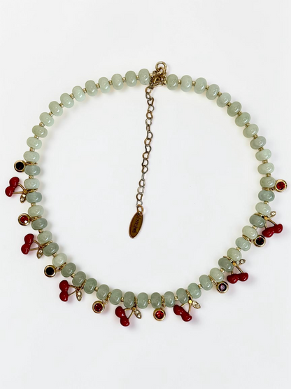 Collier Charms Jade & breloques cerises