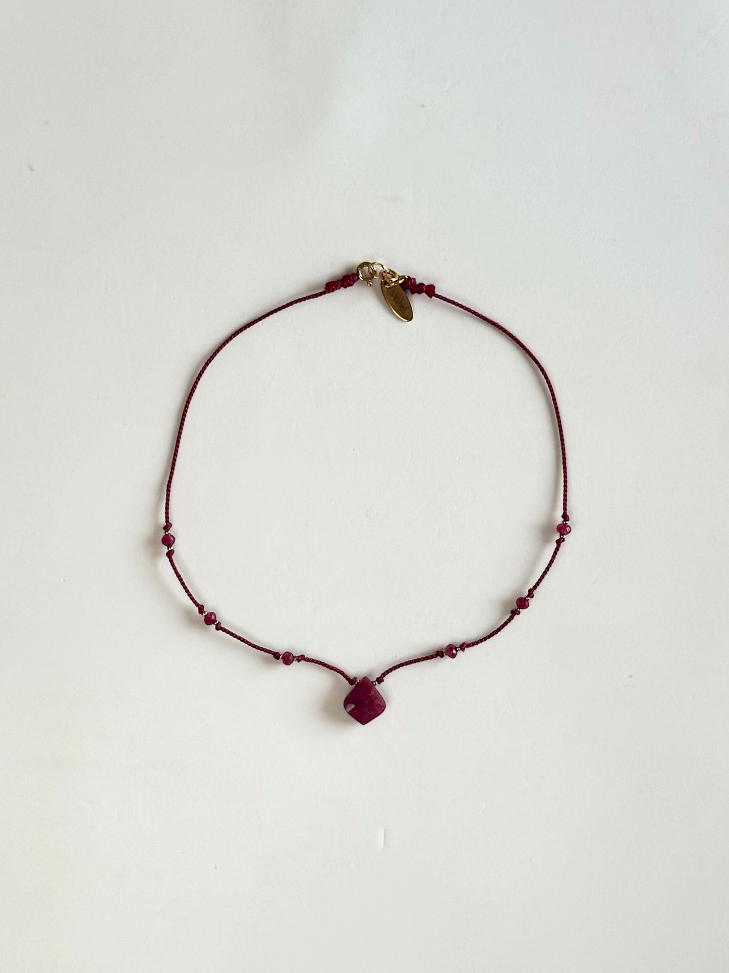 Collier Thulite sur soie