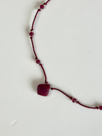 Collana in Tavorite su seta