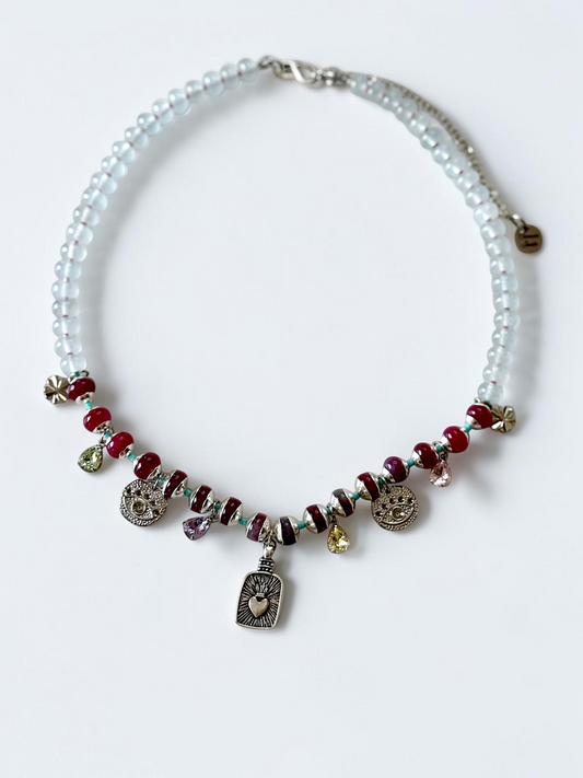 Collier Charms Jade — La pierre des âmes sages