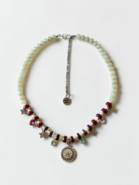 Collier Charms Jade — L’harmonie qui traverse les âges
