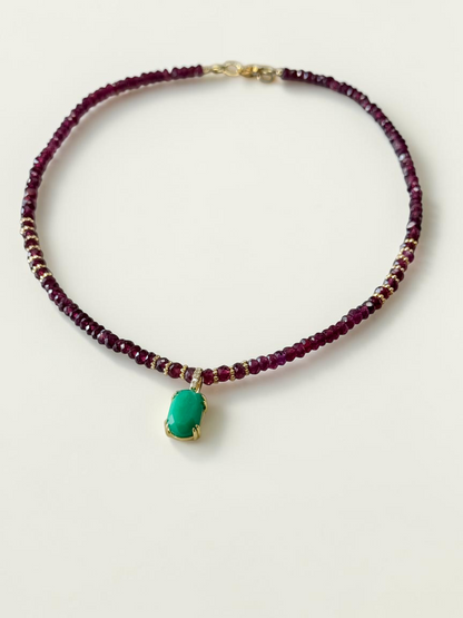 Collier Grenat & Onyx — L’Élan Ancré