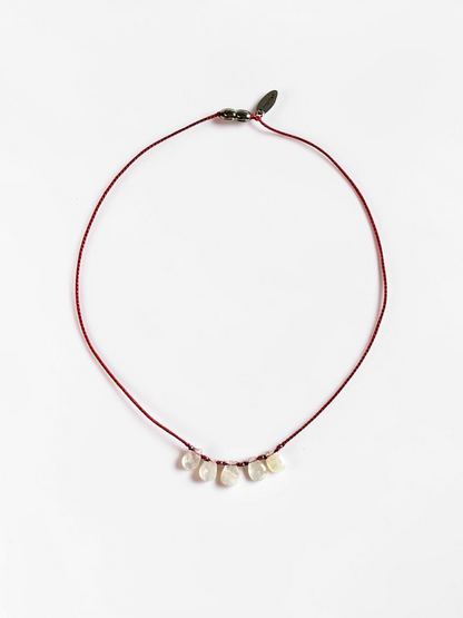 Collier Pierre de lune sur soie