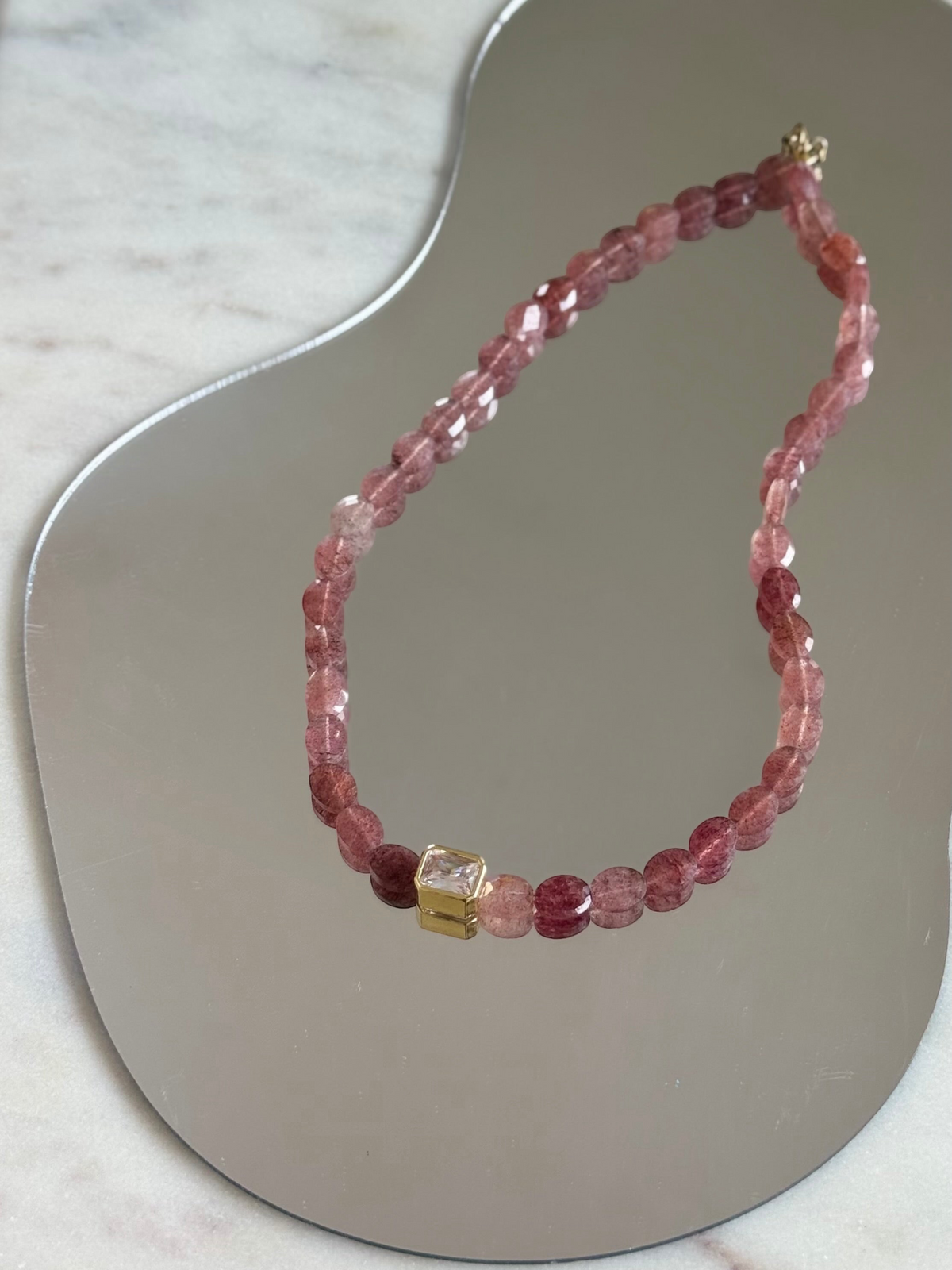 Collier Quartz fraise & Zirconium — La joie à l’état pur