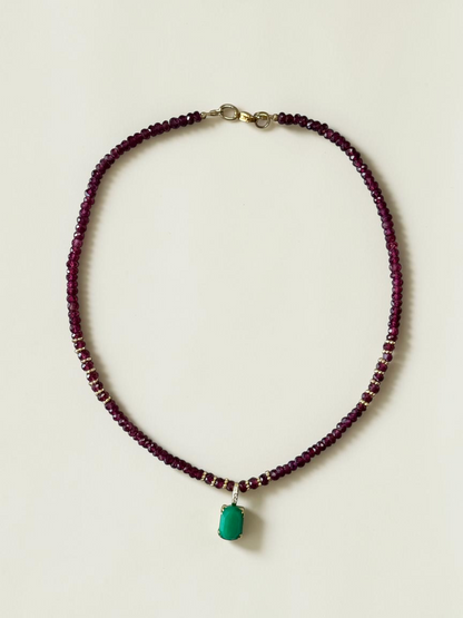 Collier Grenat & Onyx — L’Élan Ancré