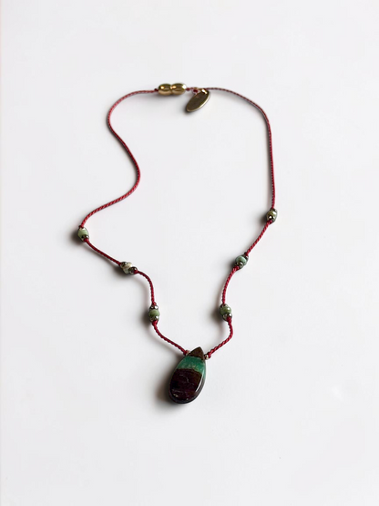 Collier Chrysoprase & Amazonite sur soie