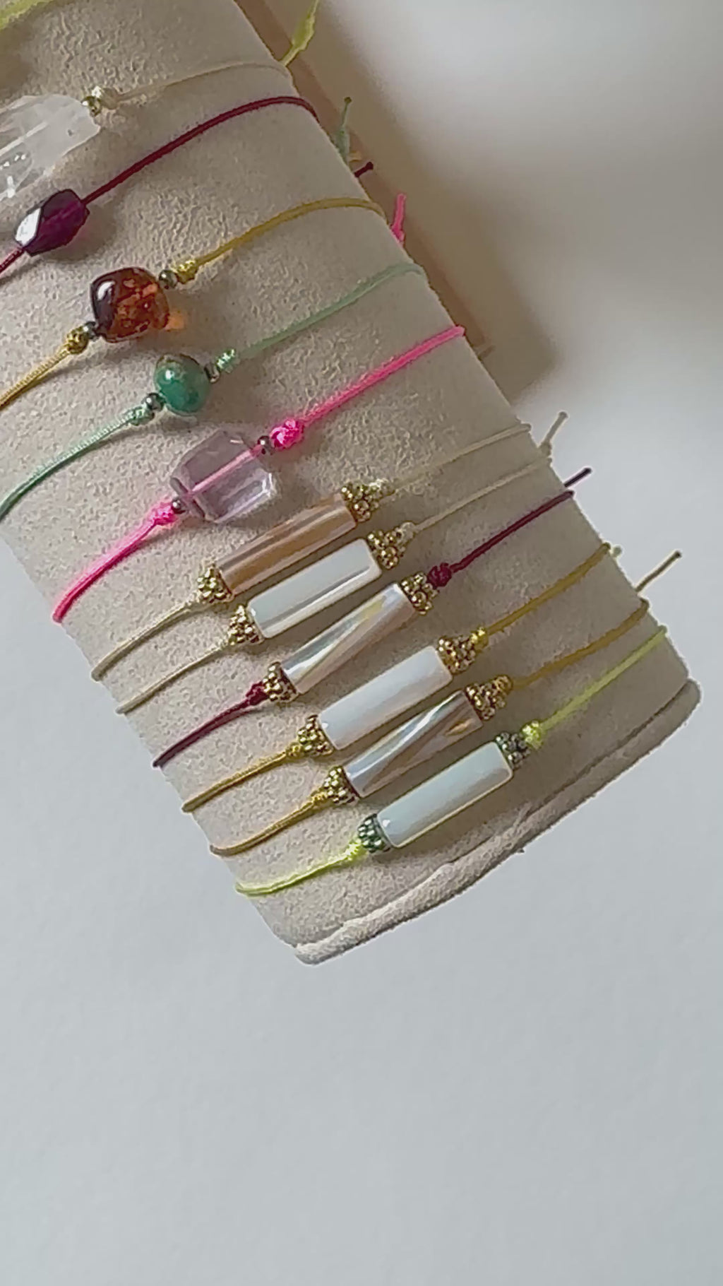 Braccialetti colorati regolabili
