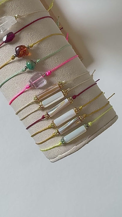 Bracelets colorés diverses pierres