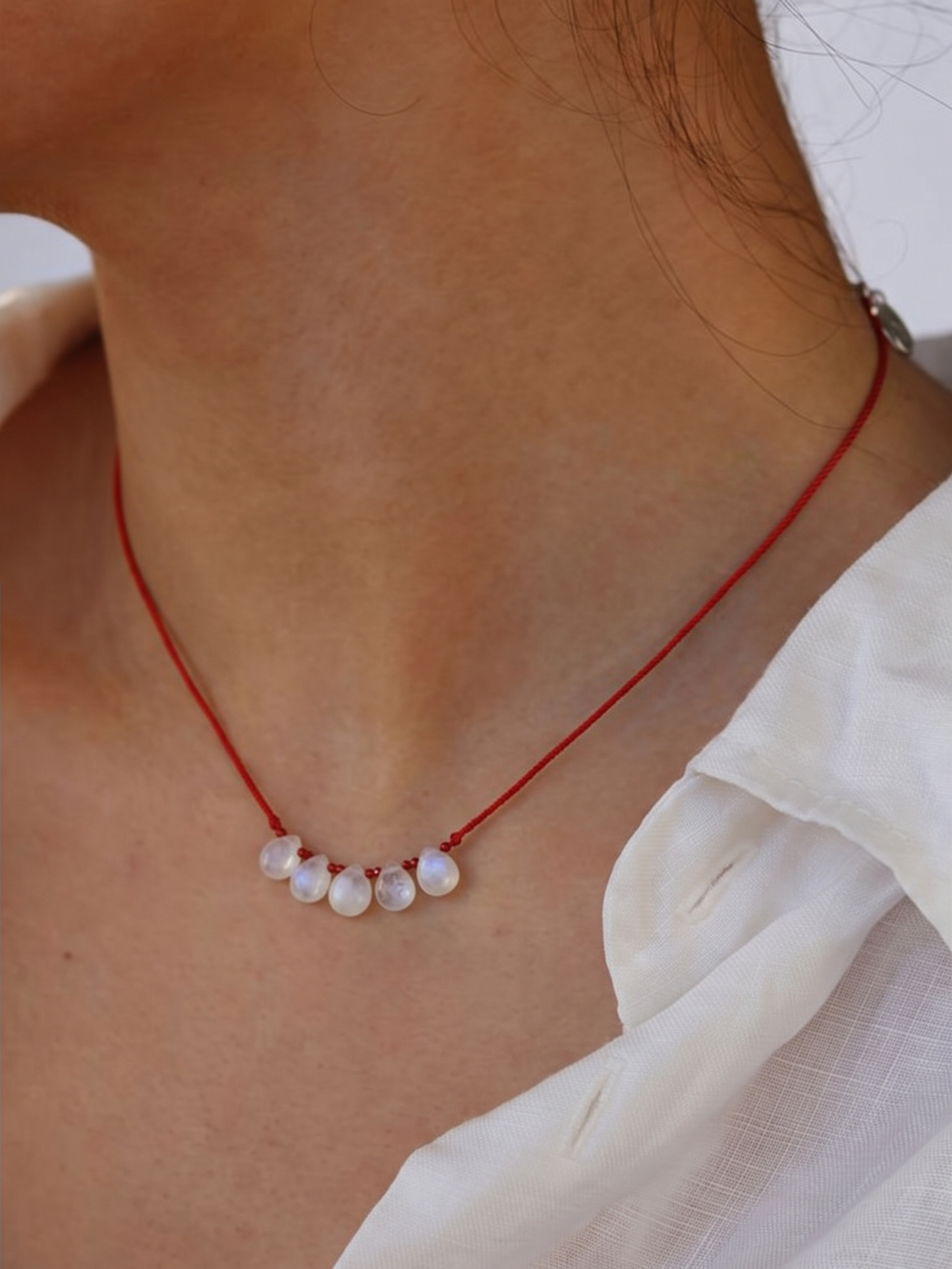 Collier Pierre de lune sur soie